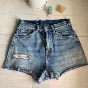 Levi’s dual tone denim shorts